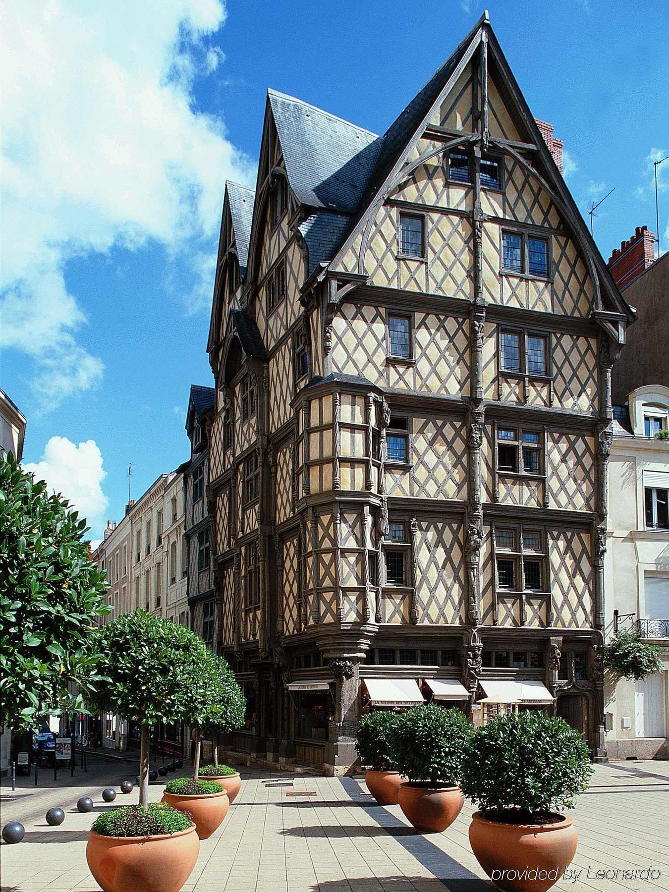 Ibis Centre Chateau Hotel