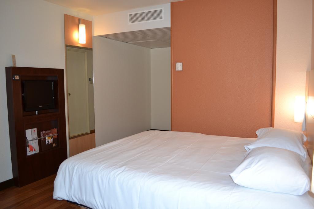 Ibis Centre Chateau
