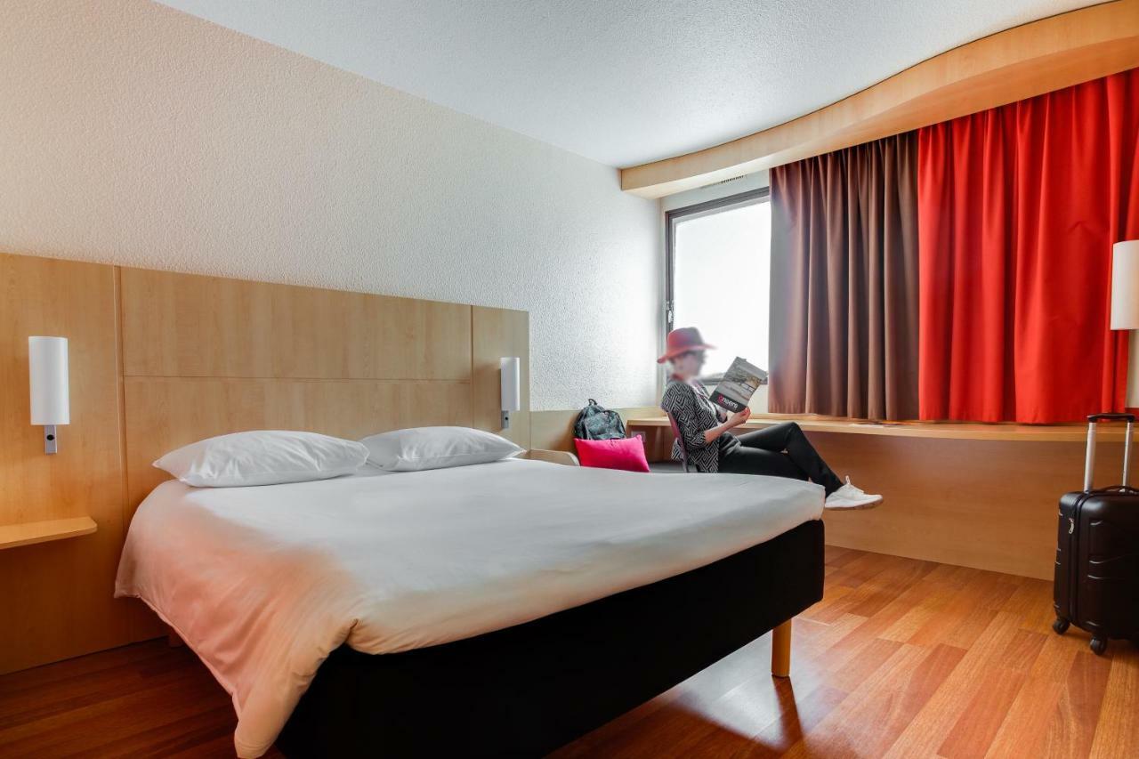 Ibis Centre Chateau Hotel